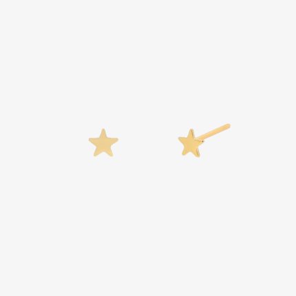 Munira Tiny Star Stud Earrings